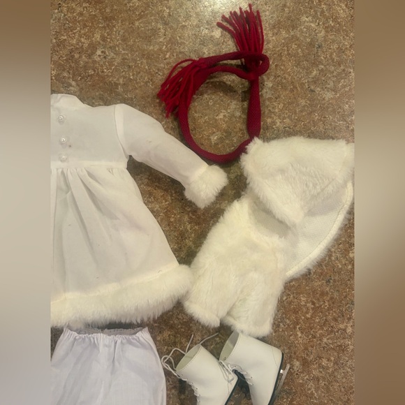 Vintage Winter Fashion Doll, Faux Fur Shrug, Dress, Lace Up Ice Skates, Scarf + - Picture 3 of 16
